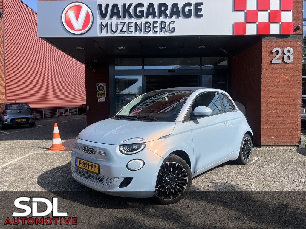 Fiat 500C La Prima 42 kWh SOH 92%! // CABRIO // ADAPTIEVE CR, Auto's, Fiat, Gebruikt, Cabriolet, Blauw, 120 pk