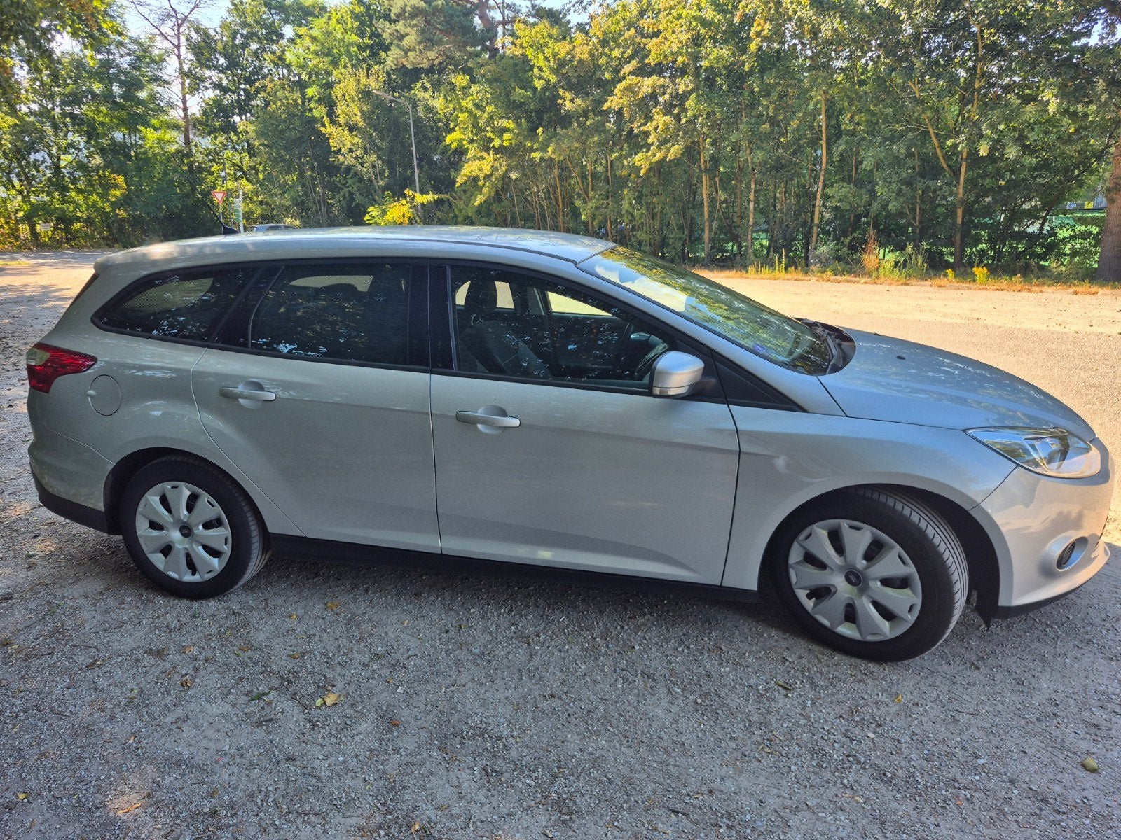Ford Focus 1.0 Ecoboost 74KW Wagon 2013 Grijs, Auto's, 100 pk, Origineel Nederlands, Handgeschakeld, Particulier