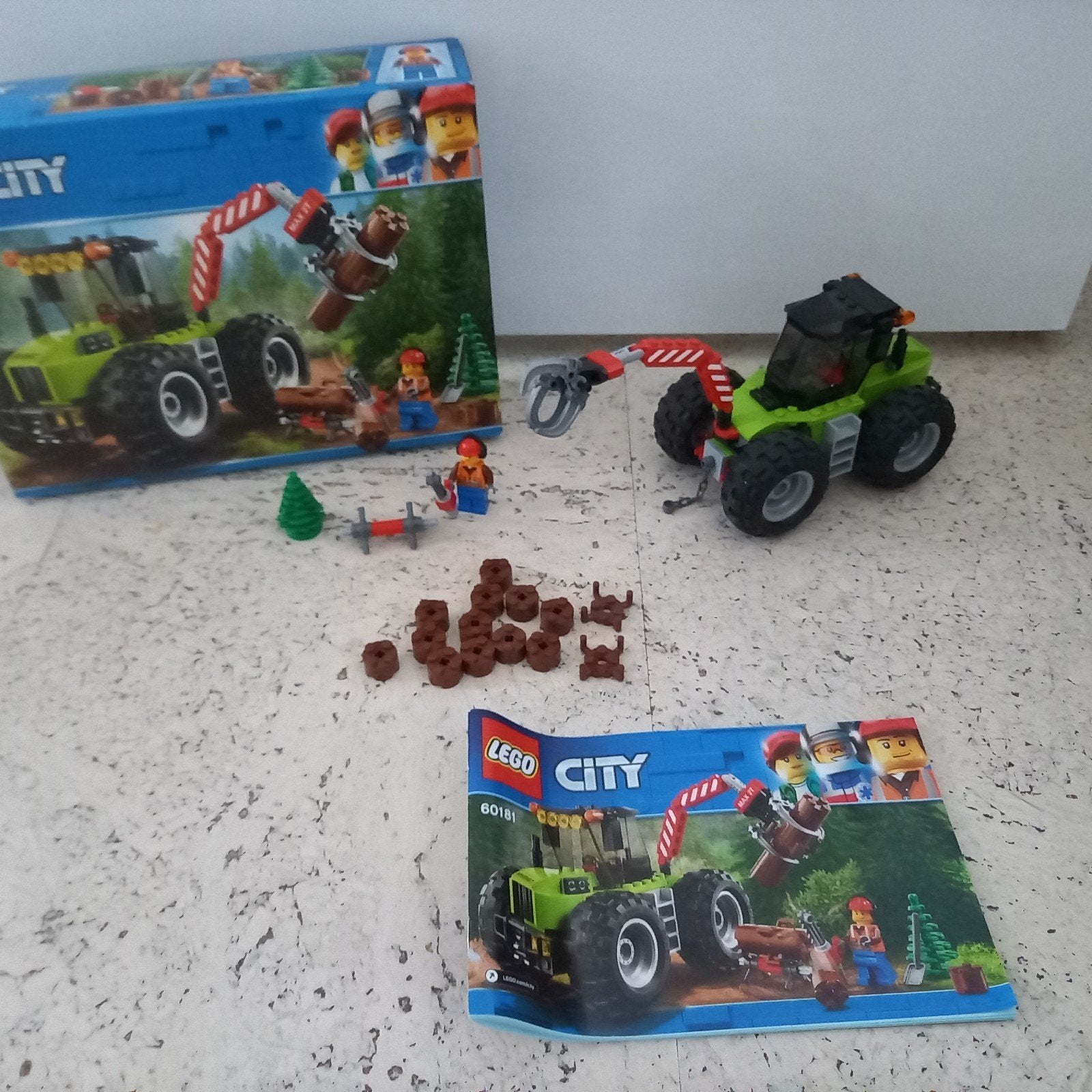 Lego City 60181 Bosbouwtractor met minifiguren, City, Inclusief instructies, Lego, Ophalen of Verzenden