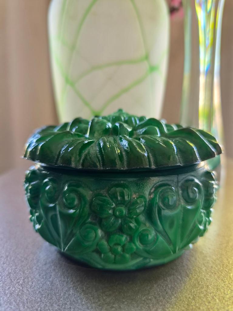 Art Deco Curt Schlevogt Malachietglas Dekseldoosje, Antiek en Kunst, Verzenden