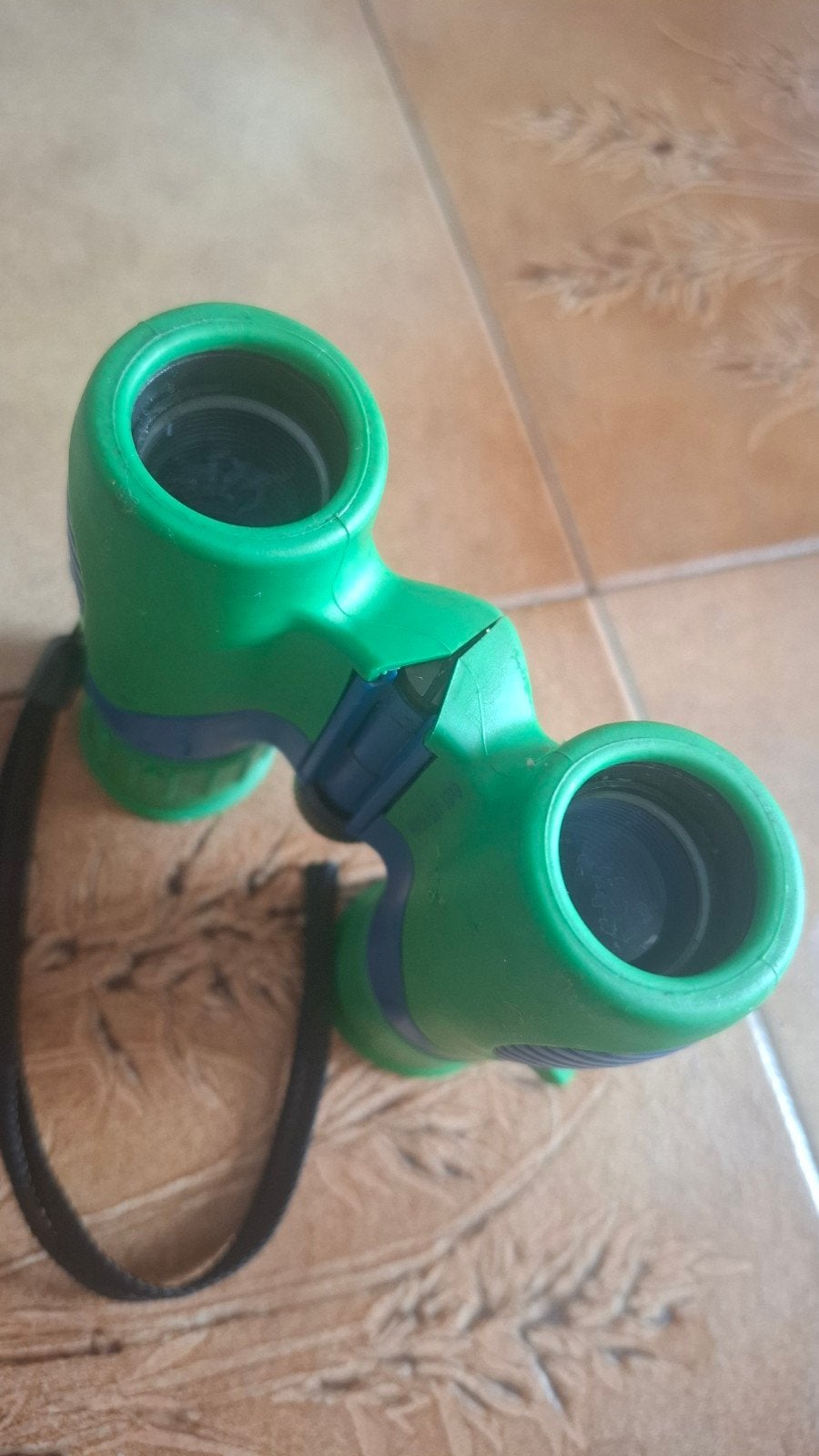 Leuke en stevige Bresser kinderverrekijker in goede gebruikt, Audio, Tv en Foto, Optische apparatuur | Verrekijkers, Verzenden