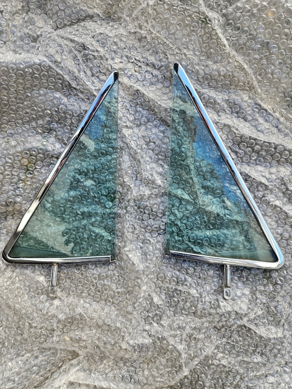 Mercedes W108 / W109 (links + rechts) ventilatie raampjes, Ophalen of Verzenden
