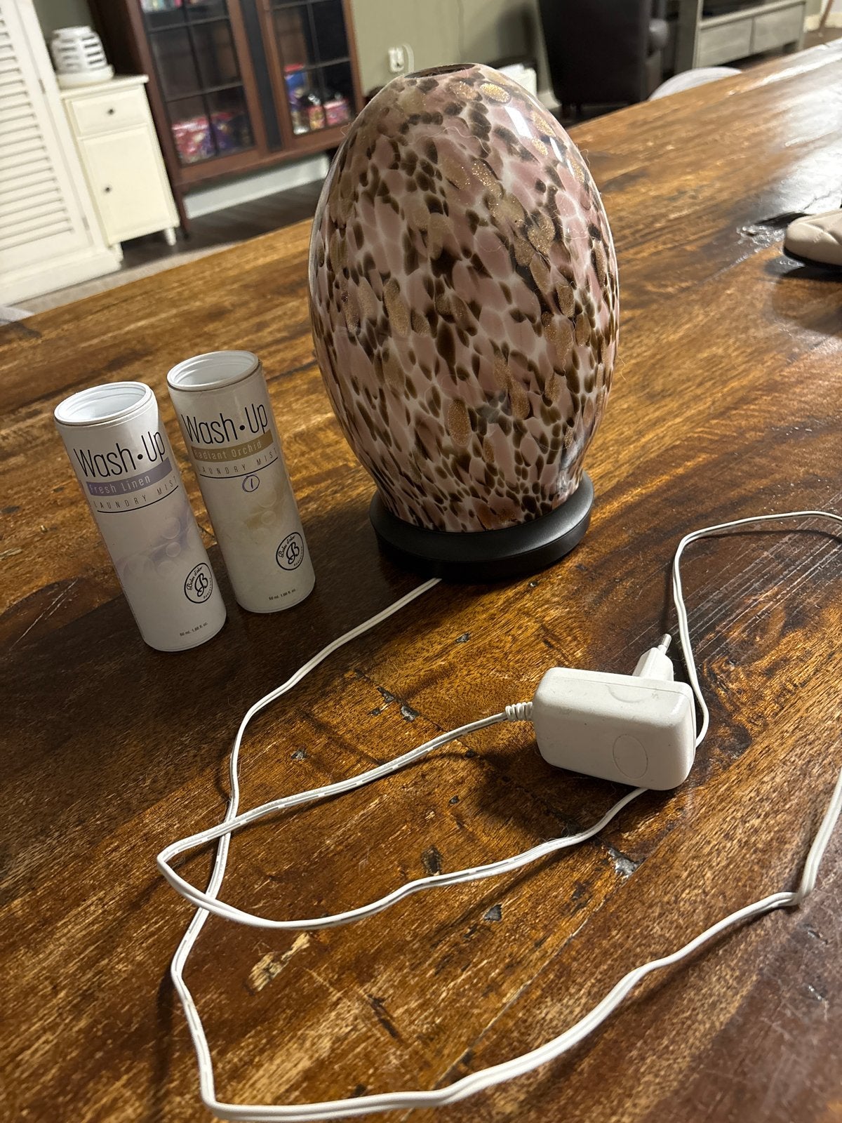 Aroma diffuser met 2 geursprays, Gebruikt, Meerkleurig, Ophalen of Verzenden, Modern