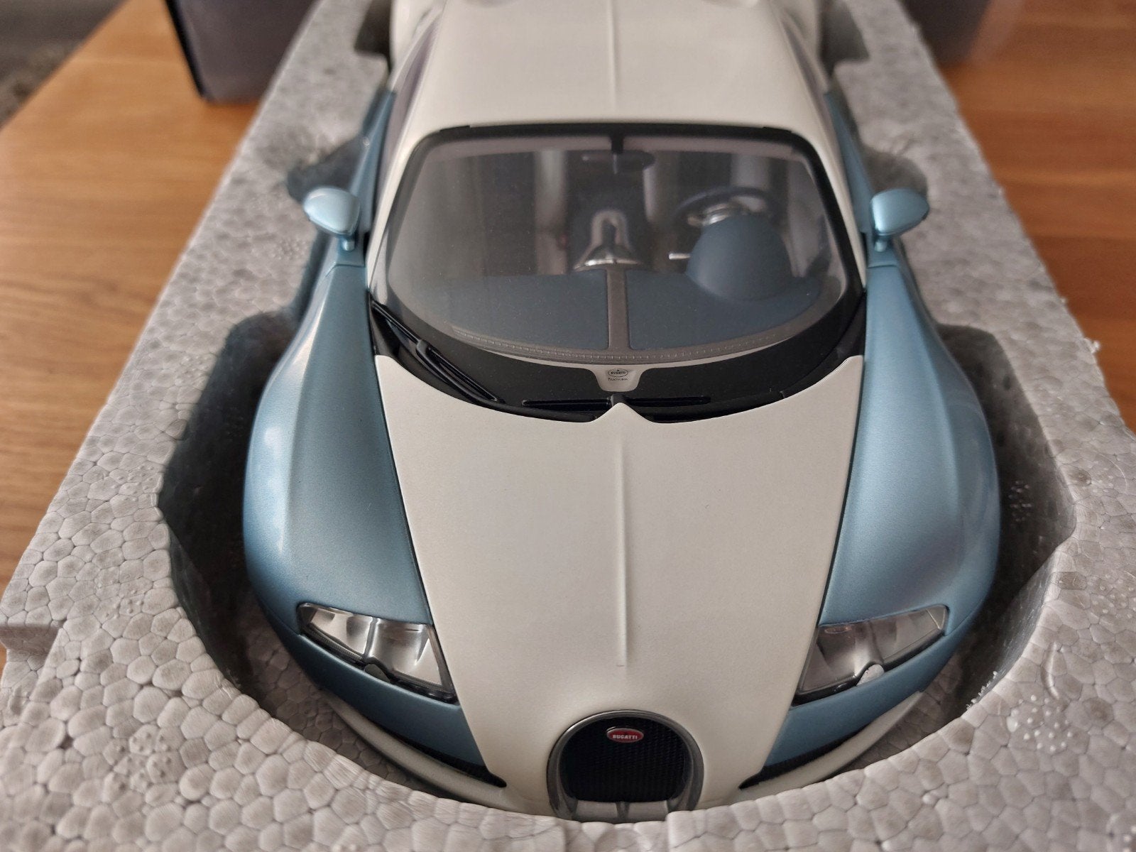 Autoart 70908 1/18 Bugatti EB 16.4 VEYRON Production Car, Hobby en Vrije tijd, Ophalen of Verzenden, Zo goed als nieuw, Auto, Autoart