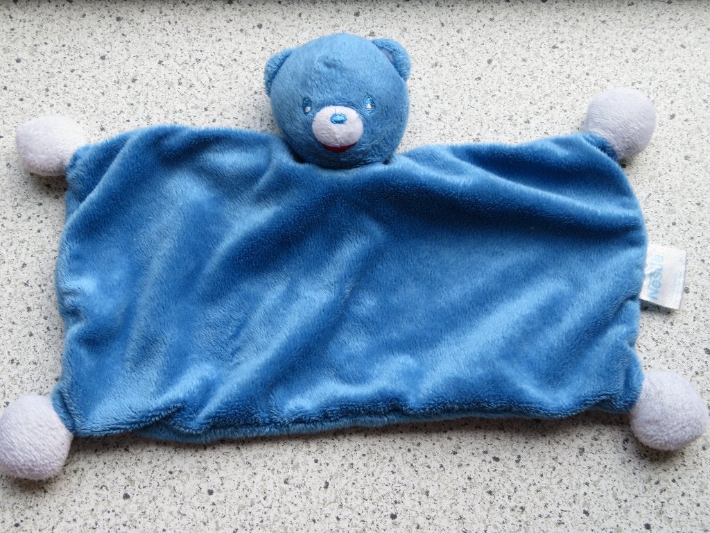 Knuffeldoek Beer Basje blauw velours merk Nestlé, Beer, Blauw, Ophalen of Verzenden, Zo goed als nieuw