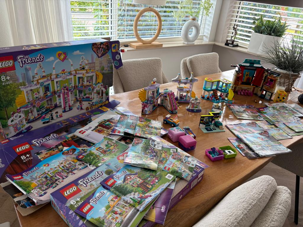 Lego friends, Kinderen en Baby's, Speelgoed | Duplo en Lego, Ophalen of Verzenden, Zo goed als nieuw