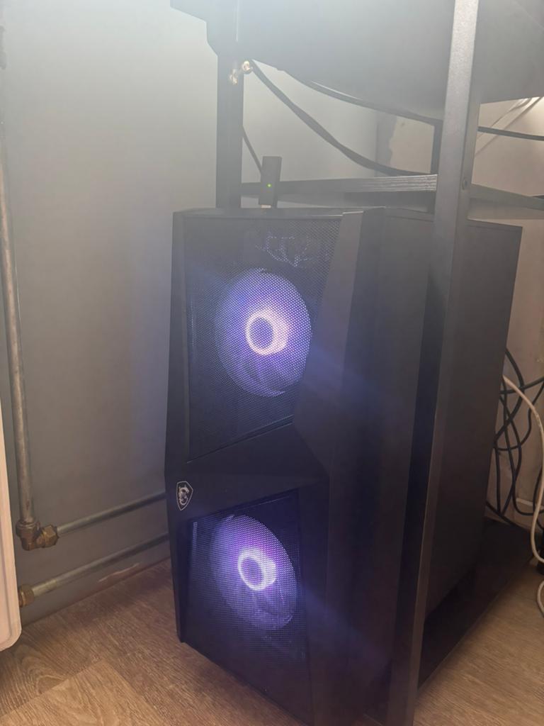 Gaming PC, Ophalen of Verzenden, Zo goed als nieuw, Gaming