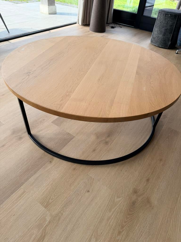 Salontafel met grijze hockers, Huis en Inrichting, Tafels | Salontafels, Gebruikt, 100 tot 150 cm, Rond, Ophalen of Verzenden