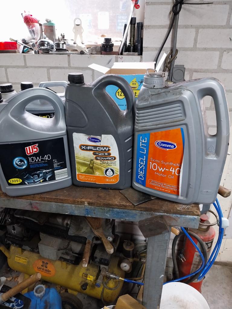 Diverse motorolie - Comma, W5, Techno - 10W40, 15W40, Ophalen, Nieuw, Universele onderdelen