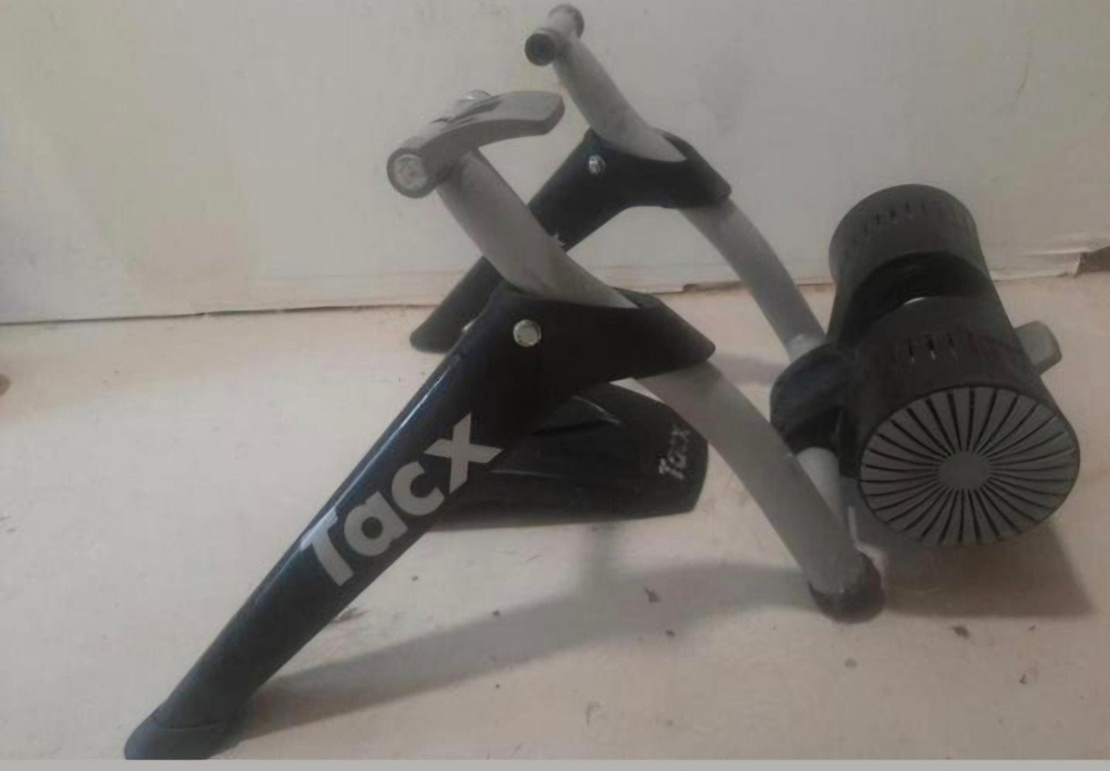 Te koop tacx Bushido fietstrainer, Ophalen, Racefiets, Overige materialen, Overige typen