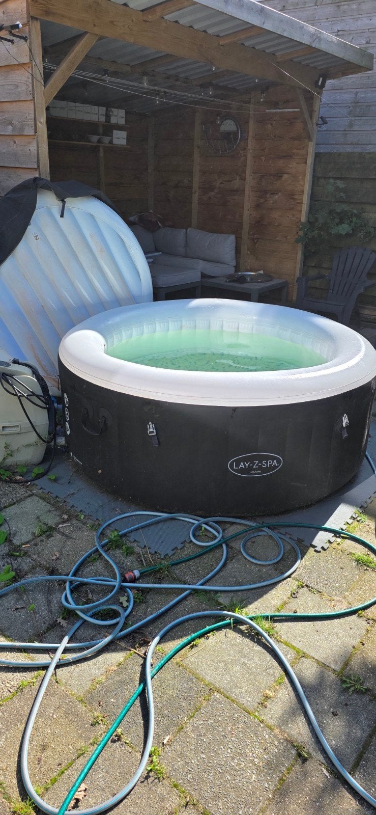 lay-z-spa miami jacuzzi, Tuin en Terras, Ophalen, Gebruikt, Afdekzeil, Opblaasbaar
