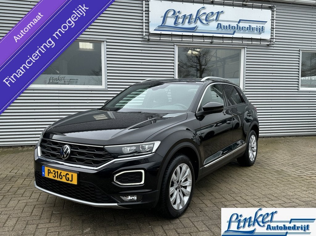 Volkswagen T-Roc 1.5 TSI Sport - NL-AUTO CAMERA CARPLAY TREK, Euro 6, 4 cilinders, Leder en Stof, Zwart