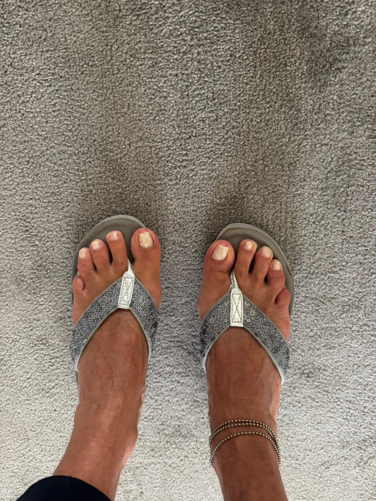 Koala Bay slippers. Maat 39/40., Slippers, Ophalen of Verzenden, Zo goed als nieuw, Grijs