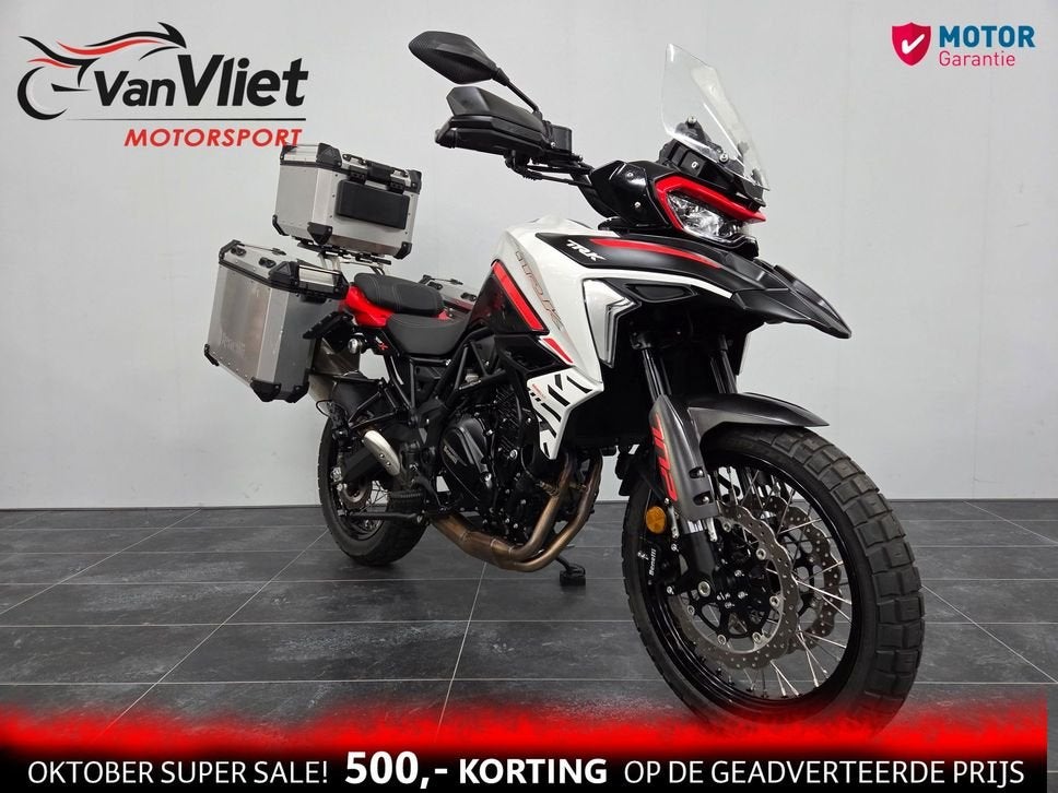 Top Conditie.! Benelli TRK 702 X Pas 1929km.! BJ 2025 E5+, Motoren, 2 cilinders, Bedrijf, Onbekend, Meer dan 35 kW