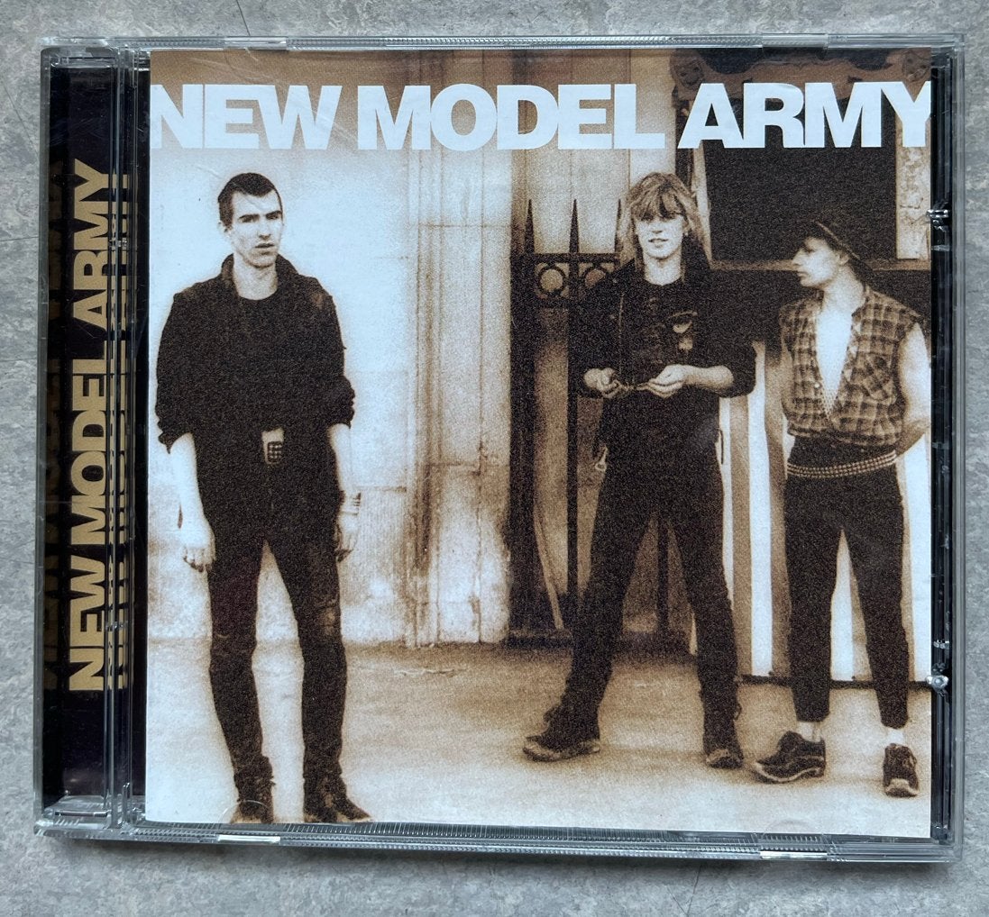 New Model Army - New Model Army CD (Rock), Inclusief boekje, Ophalen of Verzenden, Zo goed als nieuw, Alternative Rock
