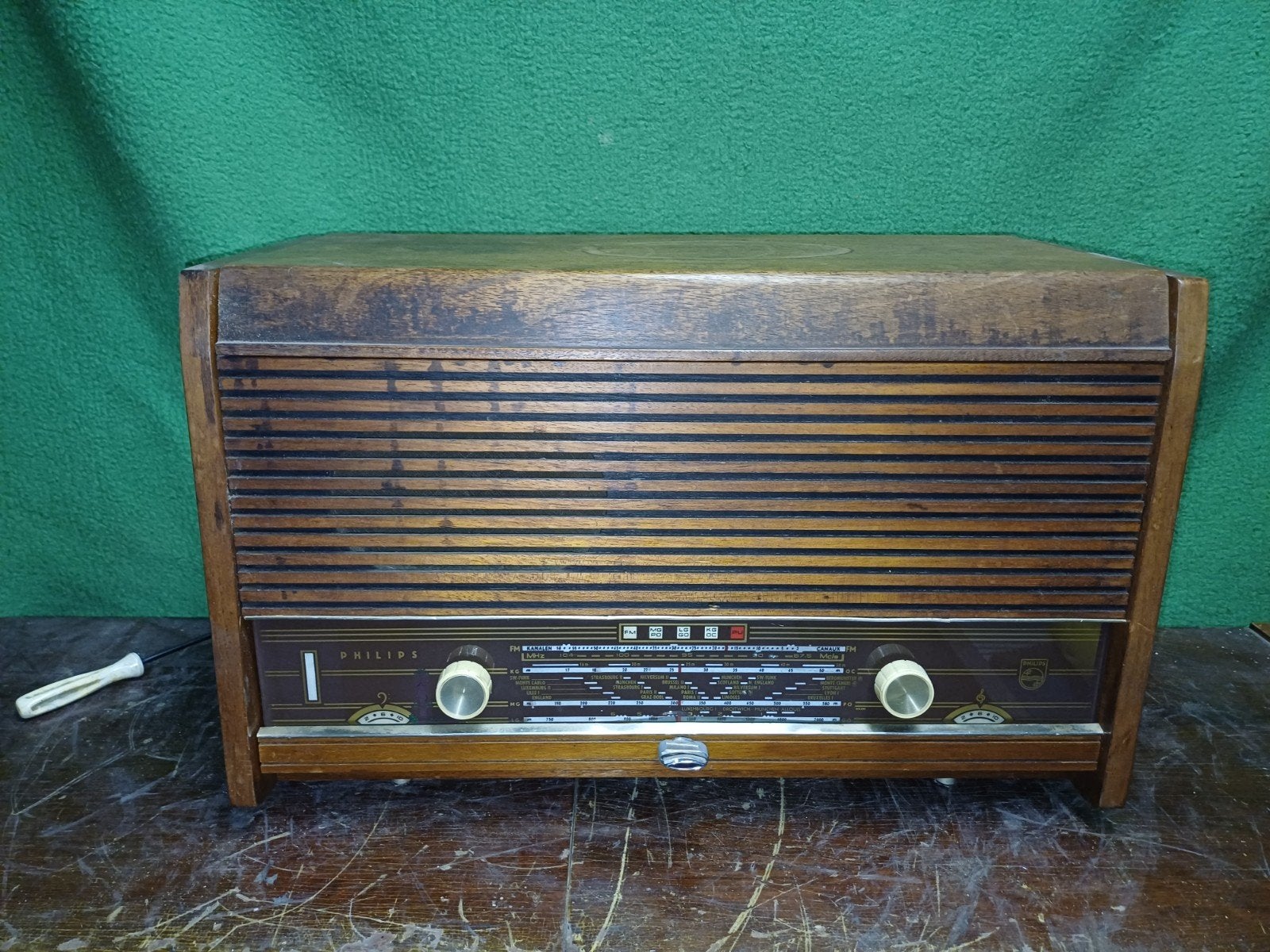 Philips H4X32A buizenradio met platenspeler, Ophalen