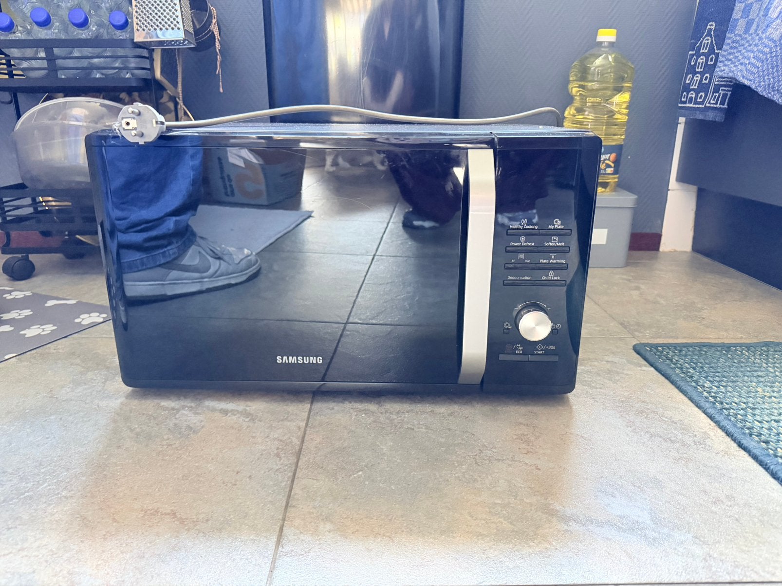 Nette Samsung Magnetron (28L) - MS28J5215AB - Werkt perfect!, Witgoed en Apparatuur, Ophalen, Gebruikt, Magnetron, Draaiplateau