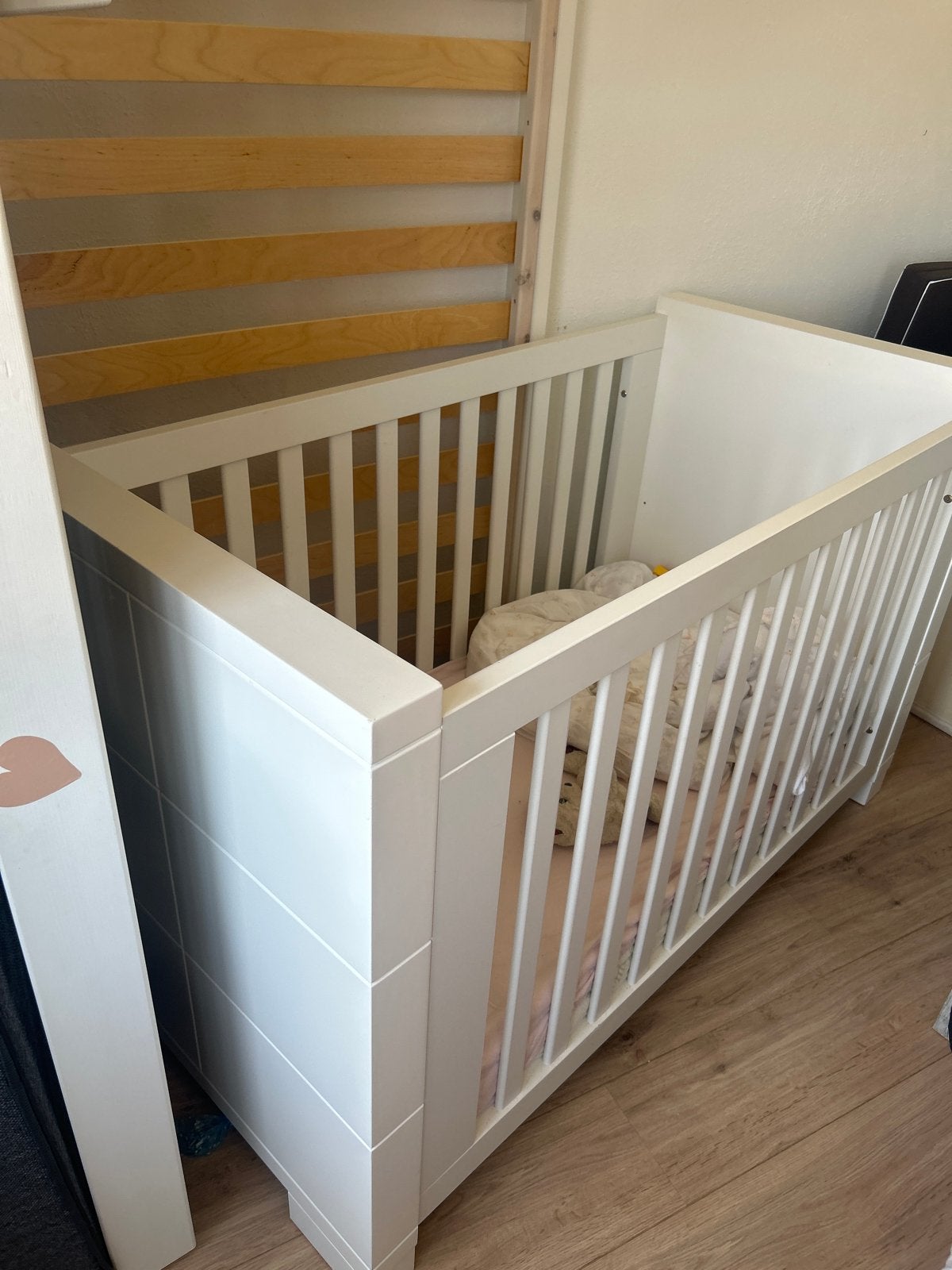 Wit ledikantje voor baby of peuter, Ophalen, Gebruikt, Ledikant