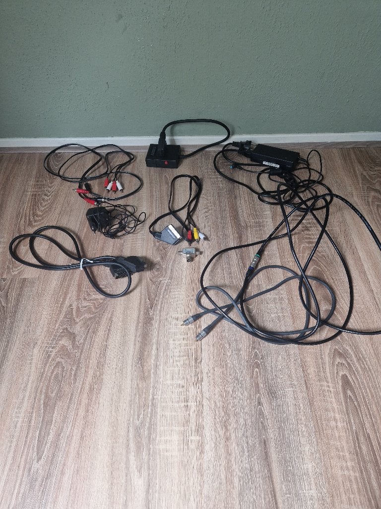 Diverse audio/tv plug in kabels, Ophalen, Minder dan 2 meter, Overige kabels