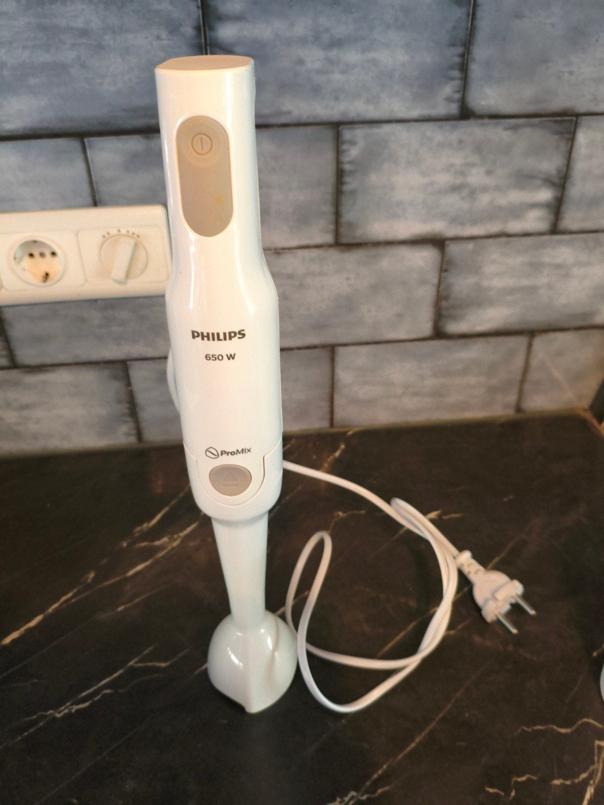 Philips Promix Staafmixer 650W met maatbeker, Minder dan 1 liter, Ophalen, Gebruikt, 1 snelheid