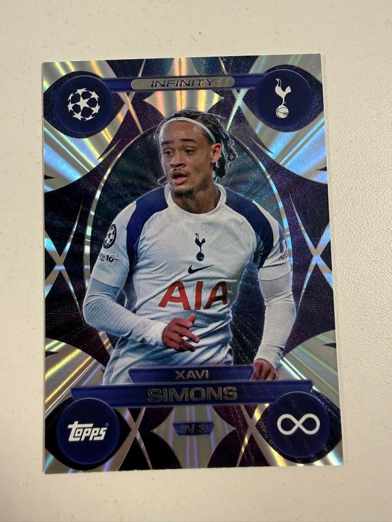 Xavi Simons Infinity Match Attax Extra 2026, Ophalen of Verzenden, Nieuw, Buitenlandse clubs, Poster, Plaatje of Sticker