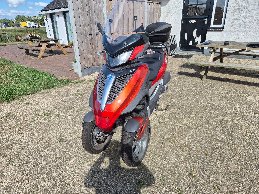Piaggio MP3 300 LT Sport - Drie wielen, A-rijbewijs, Scooter, 300 cc, Motorrijbewijs A, Gebruikt