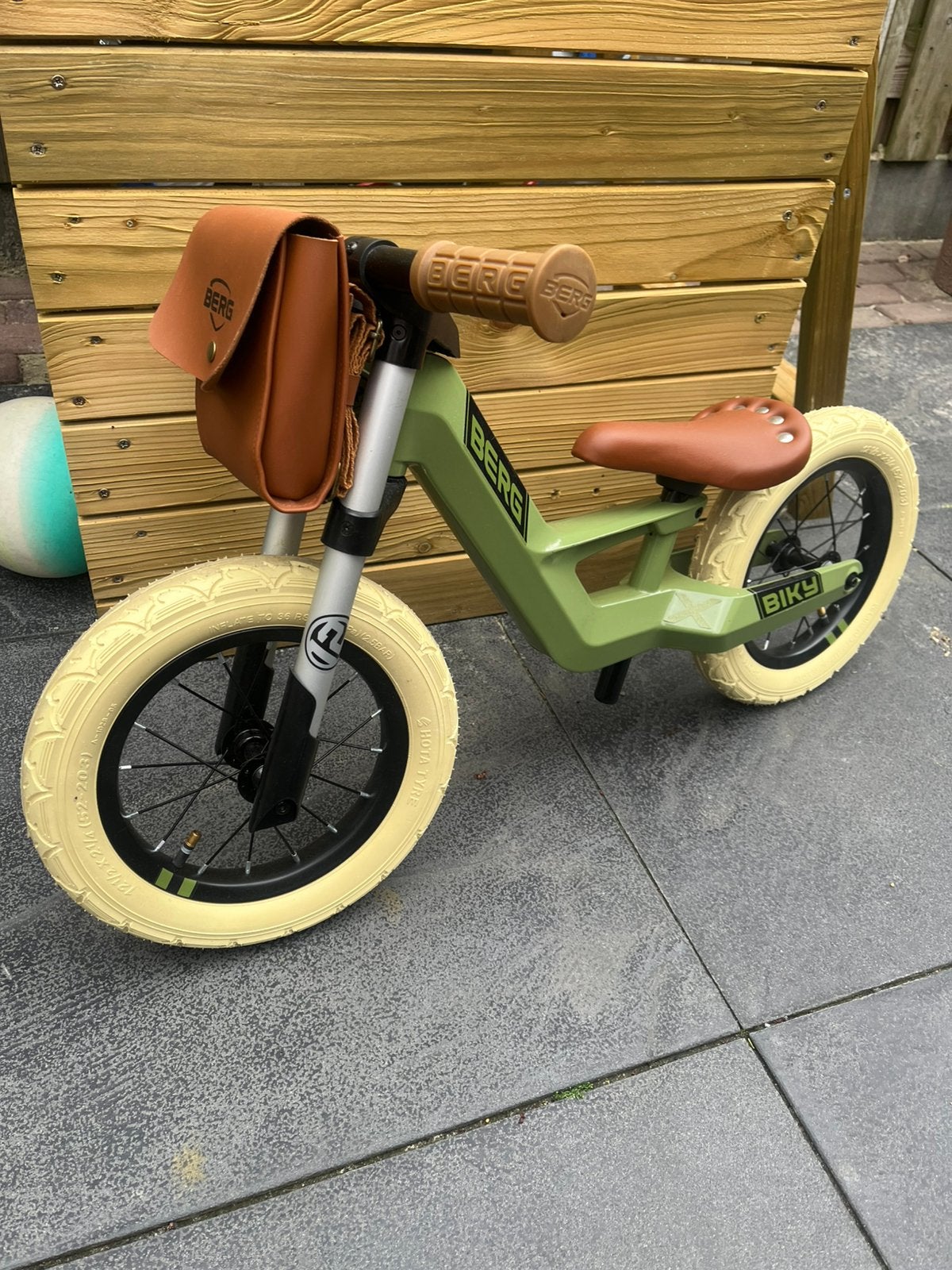 Loopfiets Berg, Kinderen en Baby's, Speelgoed | Buiten | Voertuigen en Loopfietsen, Ophalen, Zo goed als nieuw, Loopfiets