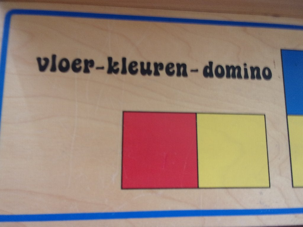 Kleuterschool kist "VLOER-KLEUREN-DOMINO" van Rolf, Ophalen of Verzenden, Zo goed als nieuw, Puzzelen