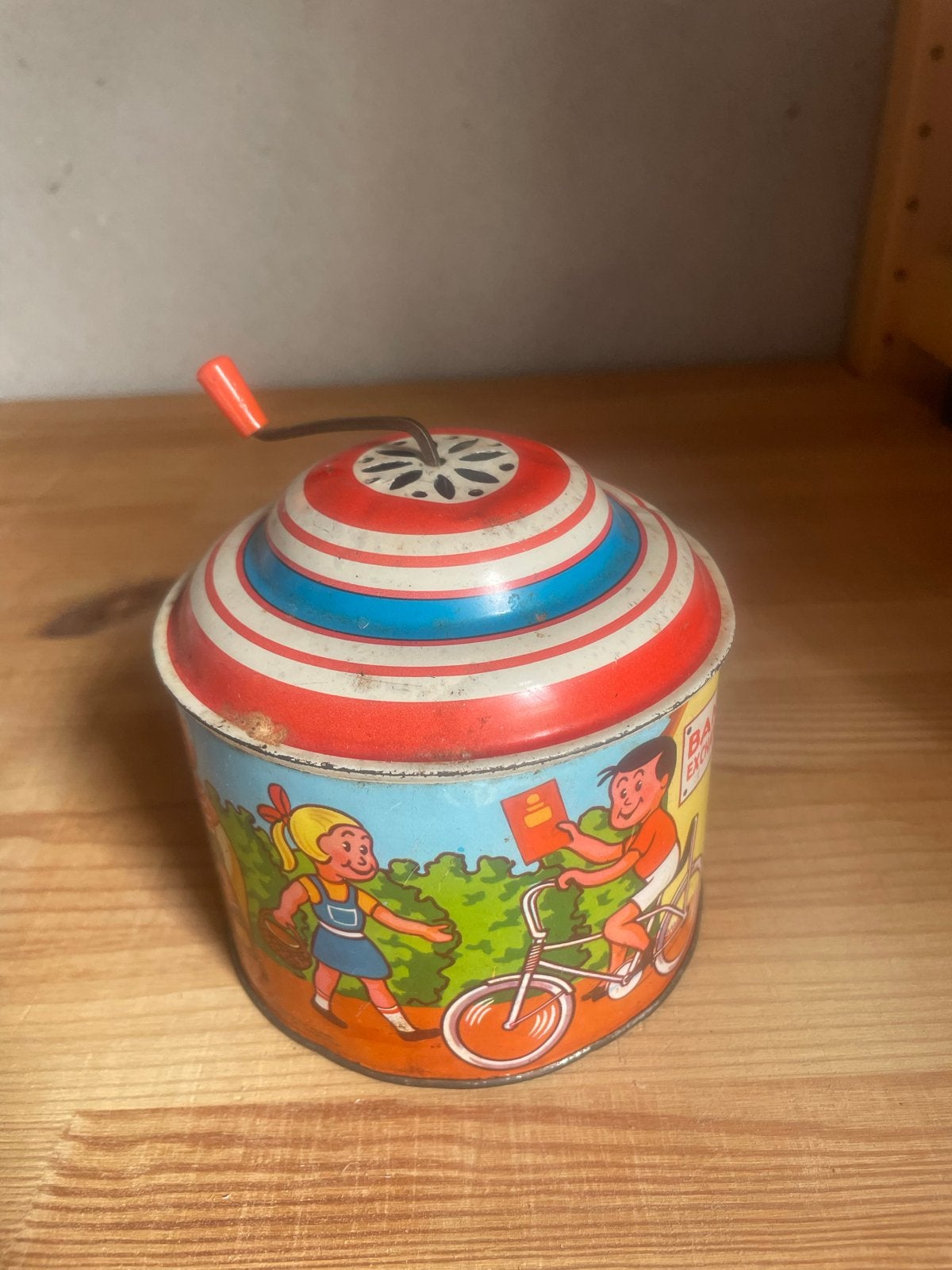 Vintage Speeldoosje - Muziekdoosje met Zwengel, Ophalen of Verzenden, Gebruikt, Overige materialen, Pot, Bus of Blik