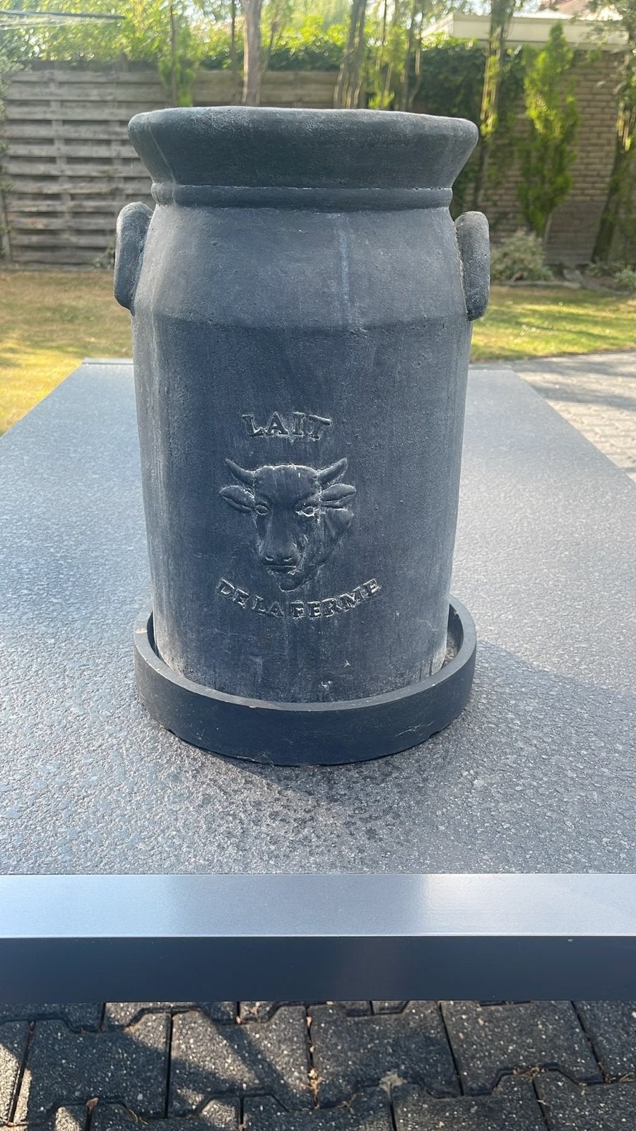 Decoratieve Buitenpot - Melkbus Stijl - Hoogte 40cm, Ophalen, Overige materialen, Gebruikt, Rond