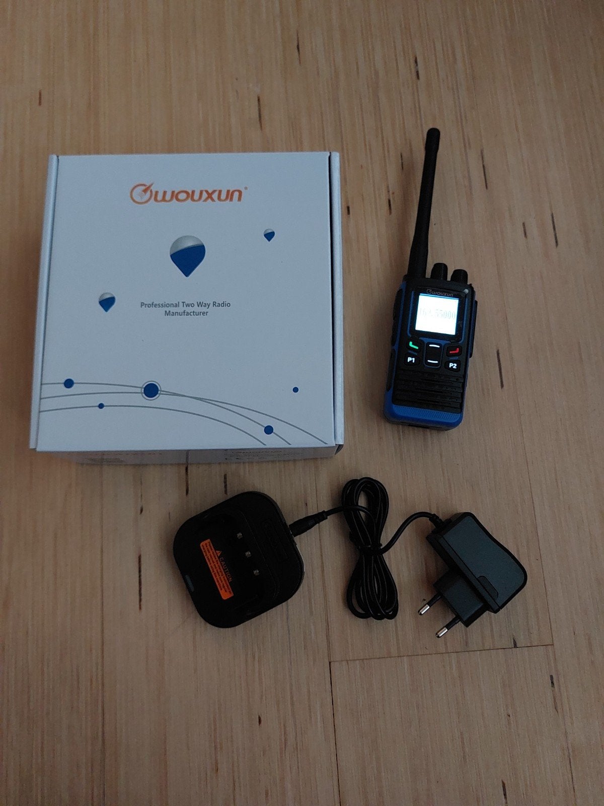 Wouxun KG-S69 Two-Way Radio - Portofoon 6 Watt, Ophalen of Verzenden, Zo goed als nieuw, Portofoon of Walkie-talkie, Met broekklem