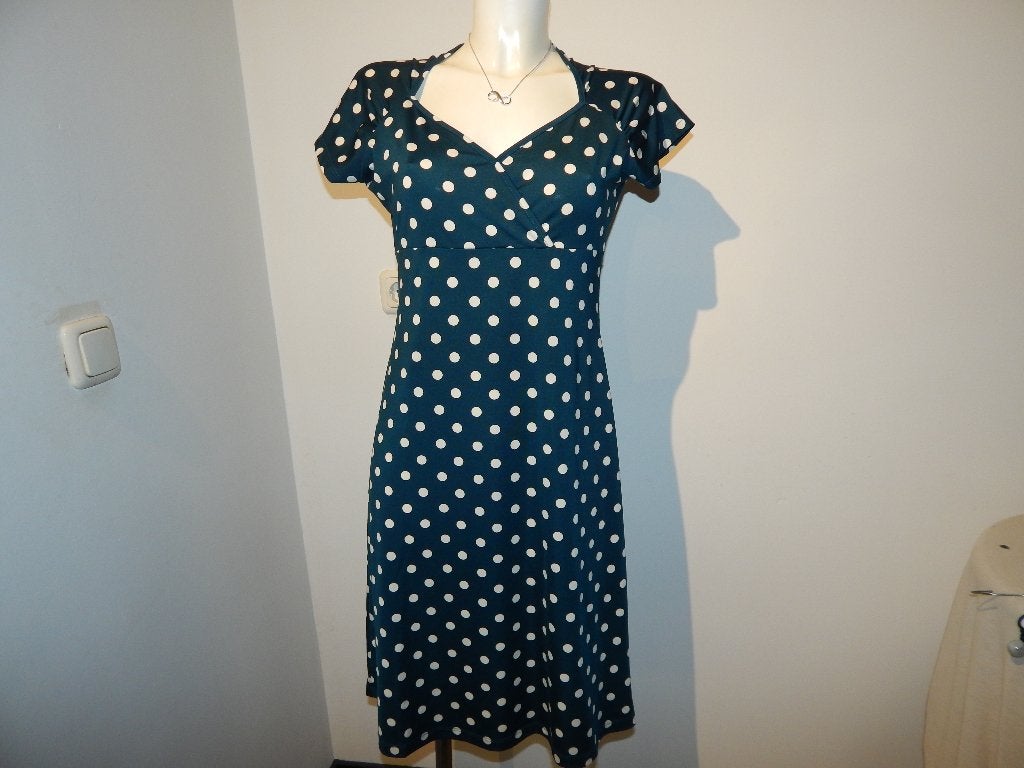 King Louie stretch jurk polkadot print dennen groen wit M, Maat 38/40 (M), Ophalen of Verzenden, Zo goed als nieuw, Knielengte