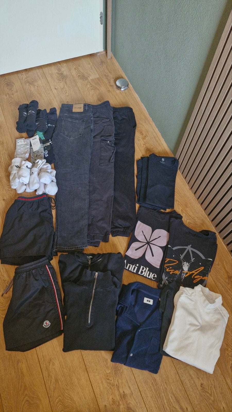 30€-Mega kleding pakket jongens/heren maat S + M en diversen, Ophalen of Verzenden, Gedragen