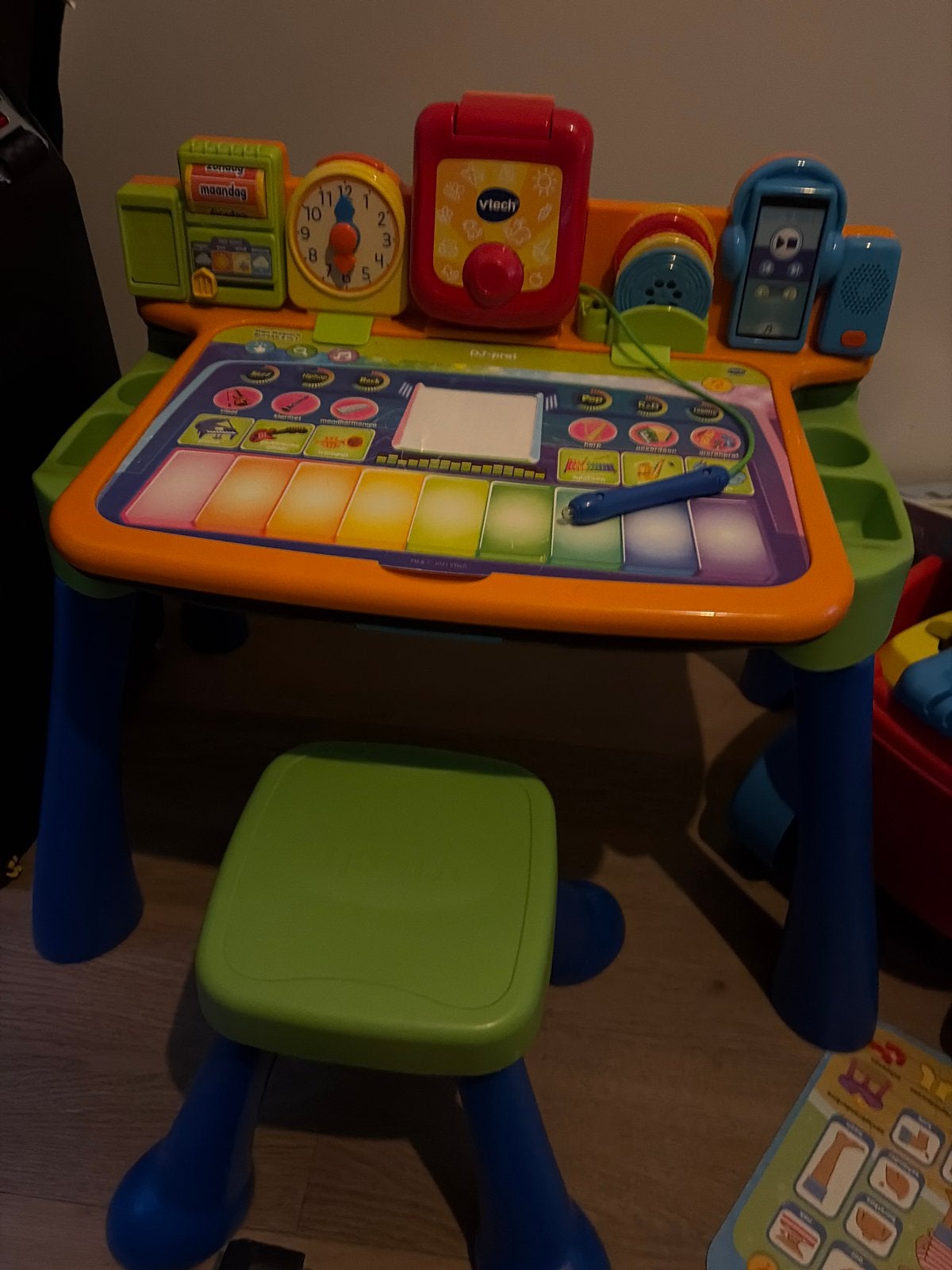 VTech MagiBureau Interactief Bureau met Stoel, Ophalen of Verzenden, Gebruikt, Knutselen, Met licht