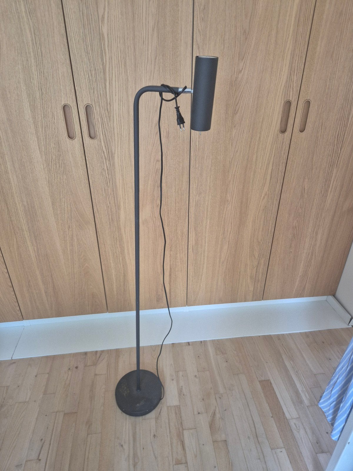 Strakke staande lamp - 140 cm hoog, Ophalen, Gebruikt, Metaal, 100 tot 150 cm