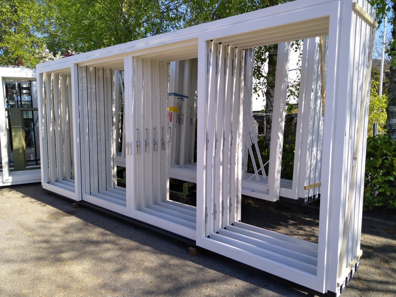 schuifpui met 2 schuifdeuren 4 vakken hardhout, Nieuw, Ophalen of Verzenden, Schuifdeur, 120 cm of meer