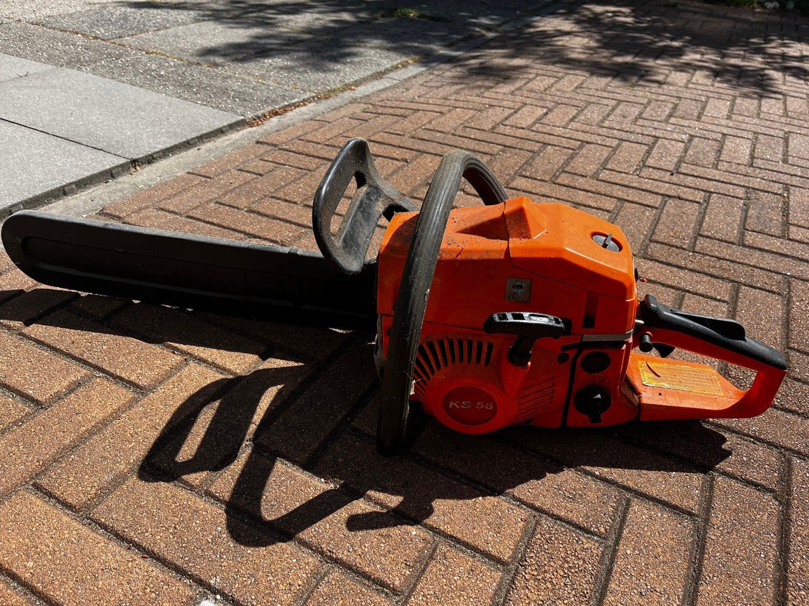 Kettingzaag - 40 cm, Tuin en Terras, Hand-tuingereedschap, Ophalen, Zo goed als nieuw