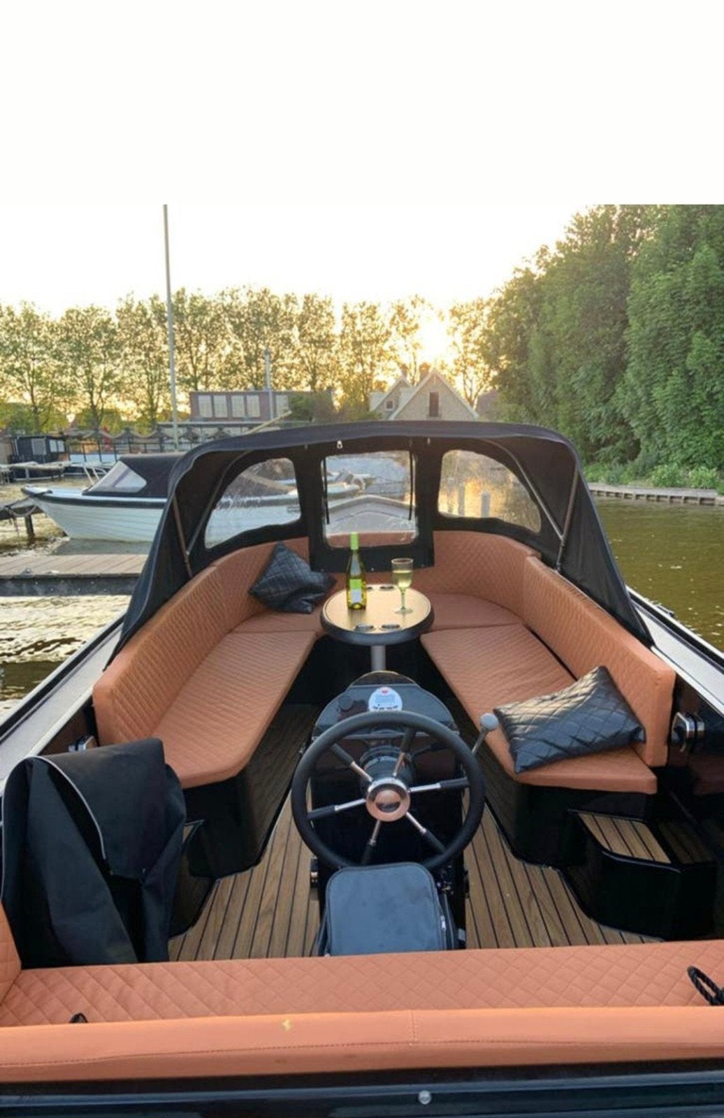 Lago Amore 590 (2020) – Luxe Zwarte Sloep Tender, Watersport en Boten, Sloepen, Rondzit, Tender, Lago Amore, Ophalen of Verzenden