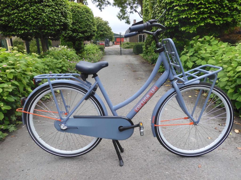 Mooie Grijsblauwe  Cortina U4 , 3 versnellingen en 50 frame, Fietsen en Brommers, Fietsen | Dames | Damesfietsen, Ophalen, Ravensburgstraat 8 8028 PZ Zwolle