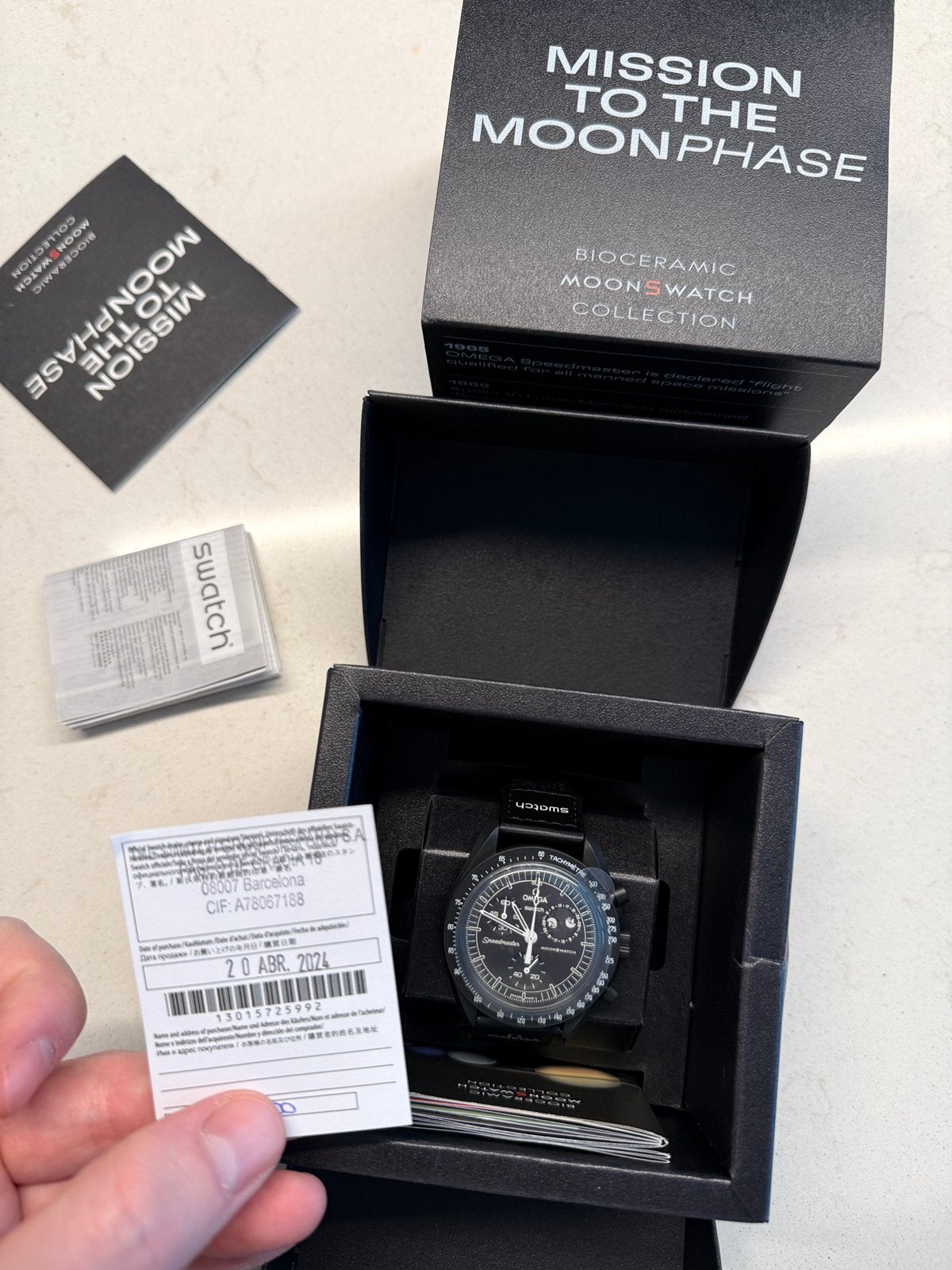 Omega x Swatch Moonswatch Mission to the Moonphase Snoopy, Ophalen of Verzenden, Nieuw, Kunststof, Omega