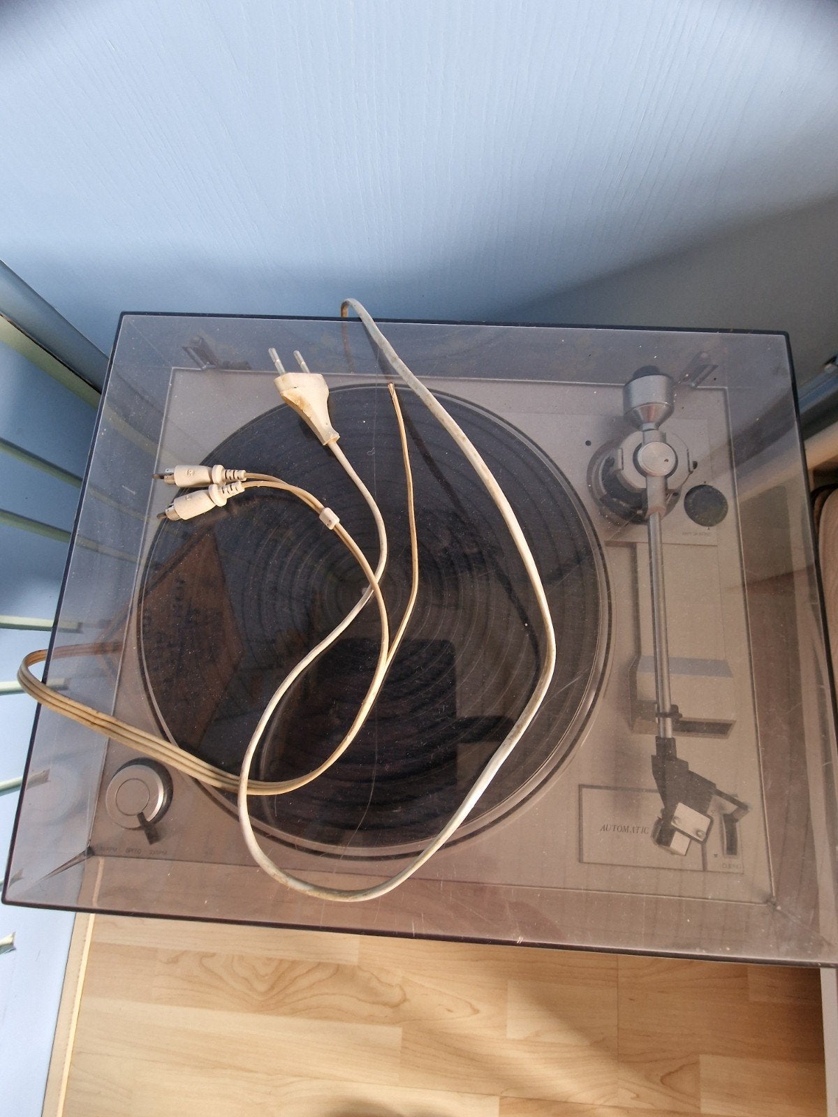 Philips platenspeler - moet nagekeken