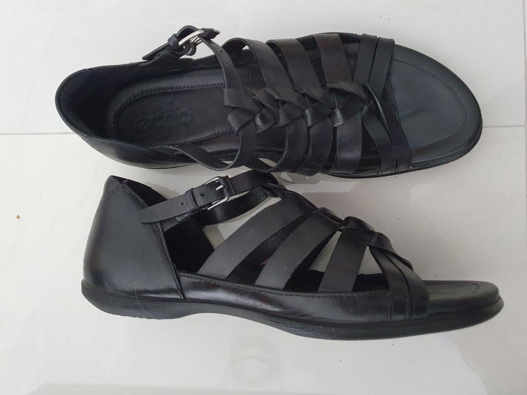 Zwarte sandalen maat 39 - 2 keer gedragen, Ecco, Zwart, Zo goed als nieuw, Sandalen of Muiltjes