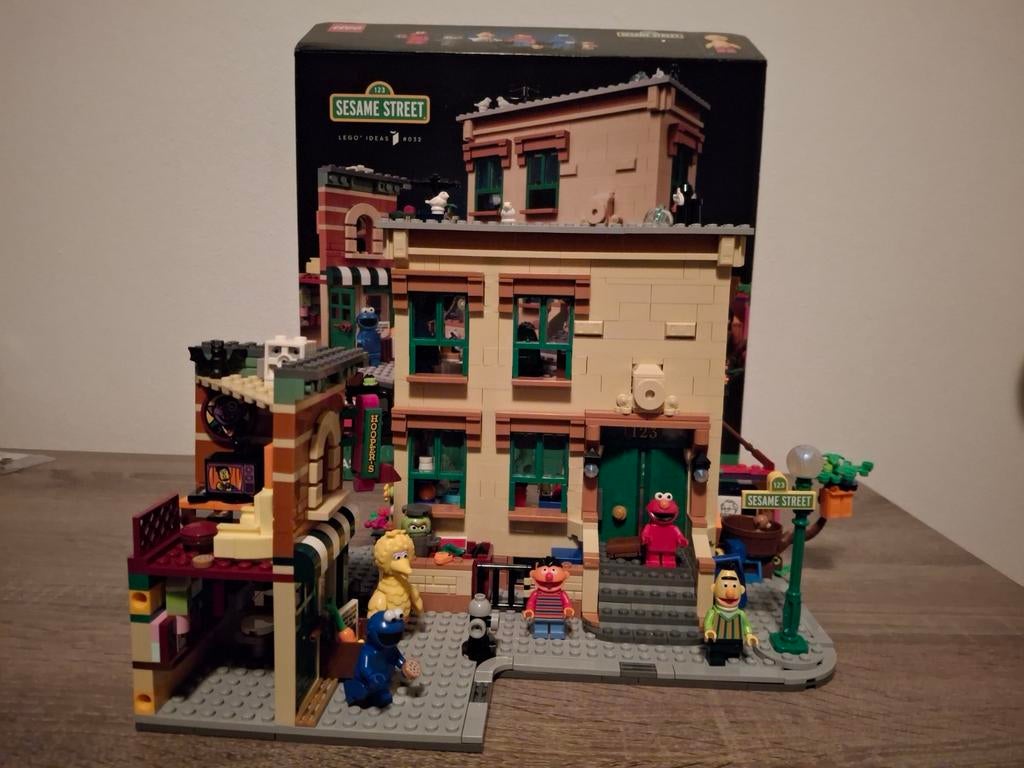 LEGO Ideas 21324 Sesamstraat, Ophalen of Verzenden, Zo goed als nieuw, Complete set, Lego
