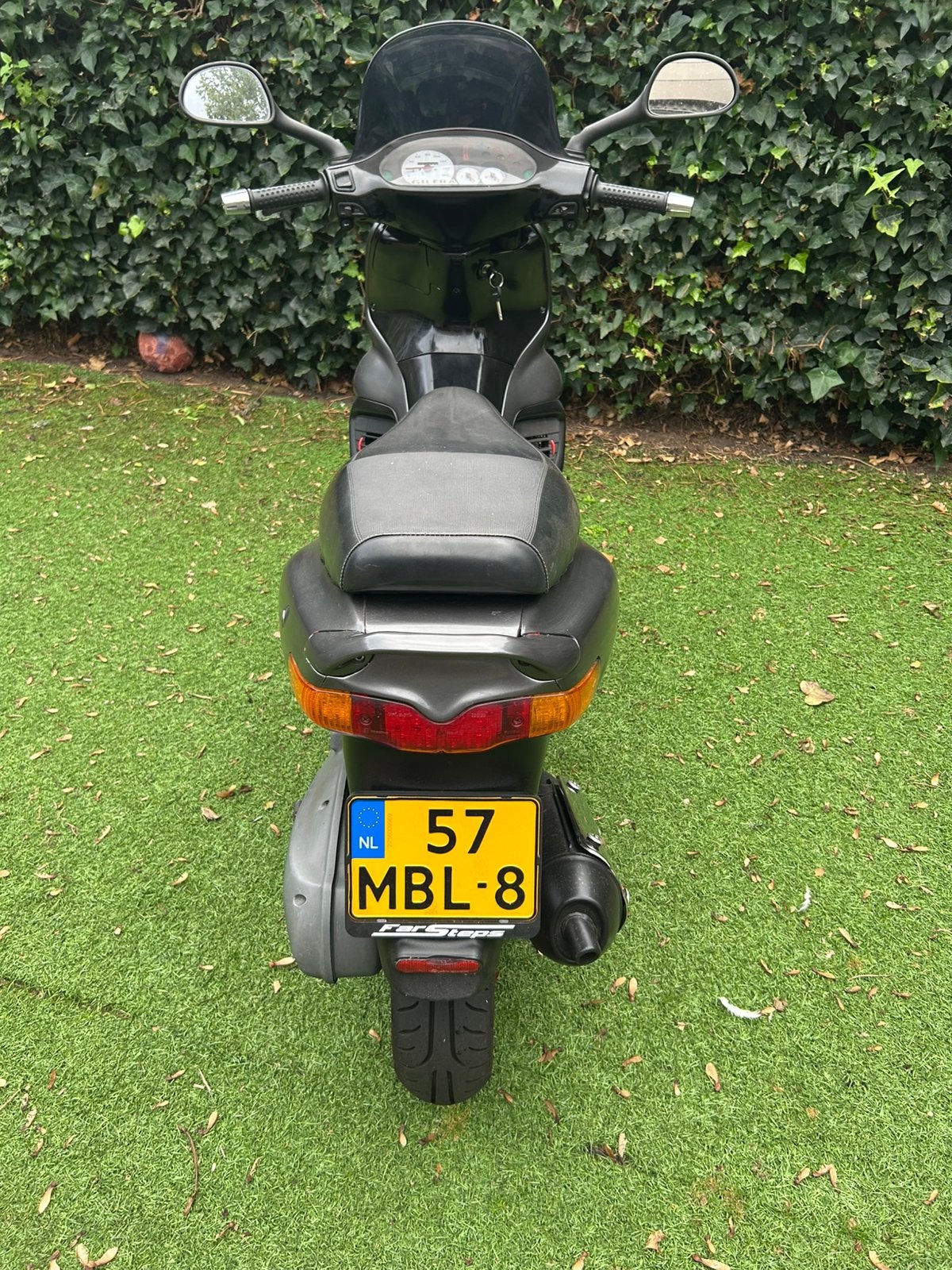 Gilera runner 180 cc a2 motor kenteken, Fietsen en Brommers, Ophalen, Zo goed als nieuw, Overige modellen