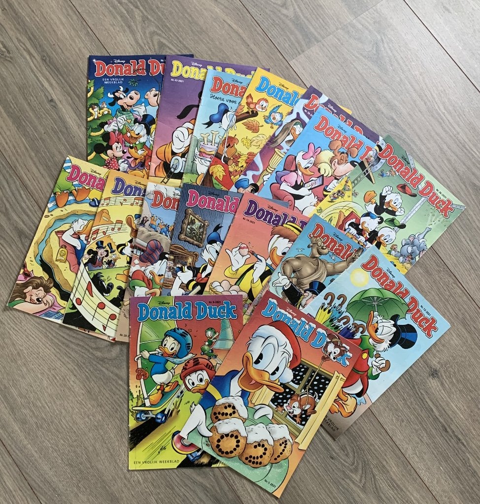 Donald Duck - 2021, Walt Disney, Ophalen of Verzenden, Zo goed als nieuw, Meerdere stripboeken