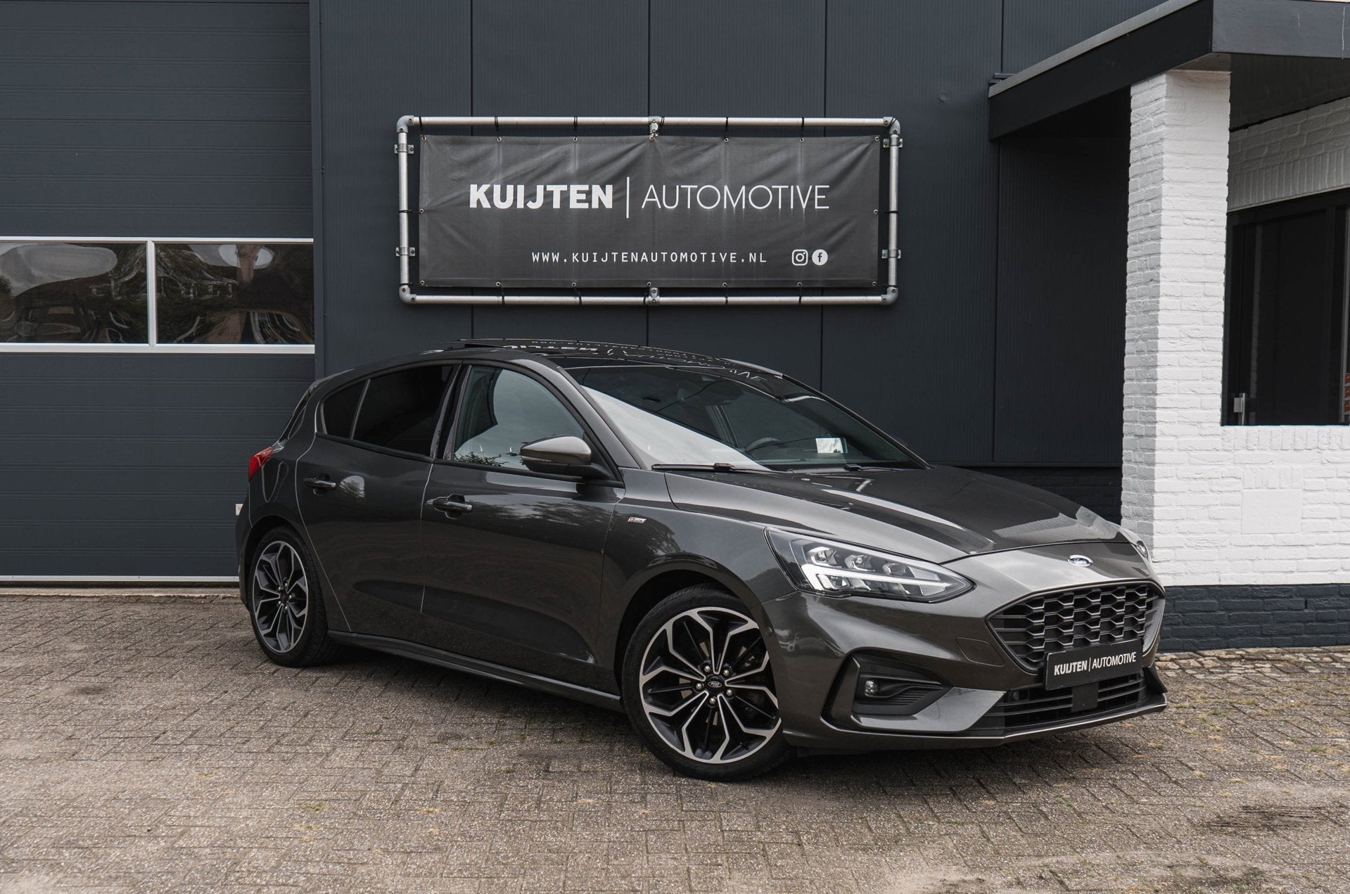 Ford Focus 1.0 EcoBoost ST Line / LED / Pano / HUD / Winter, Auto's, Gebruikt, Bedrijf, Handgeschakeld, 3 cilinders