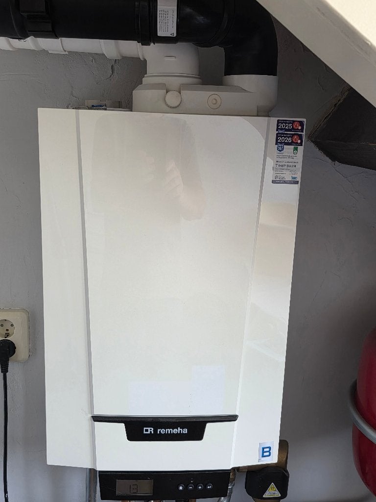 Remeha Tzerra Ace 39C CCS inclusief E-Twist Thermostaat, 30 tot 80 cm, Gebruikt, Hoog rendement (Hr), Cv-ketel of Combi-ketel