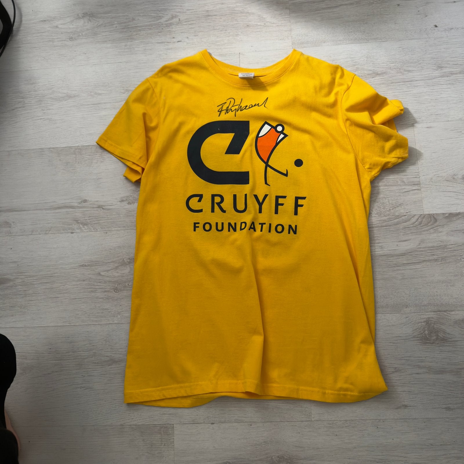 Gesigneerd frank rijkaard shirt, Ophalen of Verzenden, Nieuw, Maat 52/54 (L), Geel