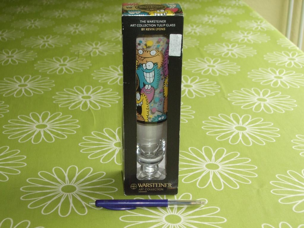 Warsteiner - Kevin Lyons - bierglas + doosje, Ophalen of Verzenden, Zo goed als nieuw, Glas of Glazen, Overige merken