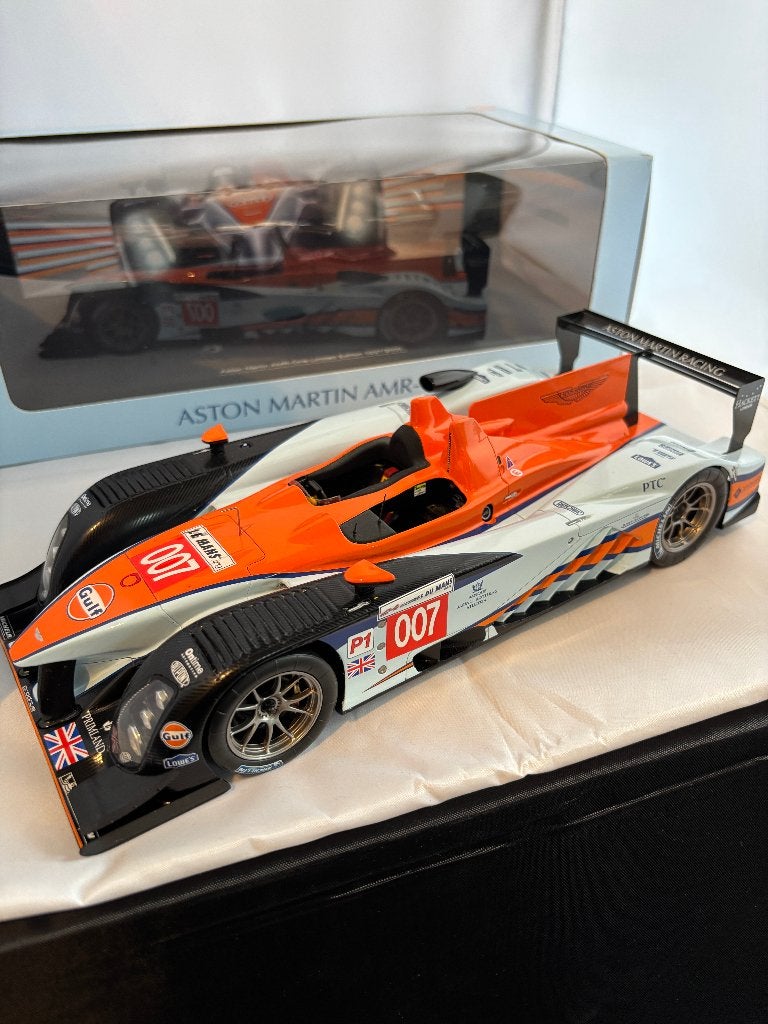 1/18 ASTON MARTIN AMR-ONE GULF # 007 LE MANS 24 hr 2011, Ophalen of Verzenden, Nieuw, Auto, Overige merken